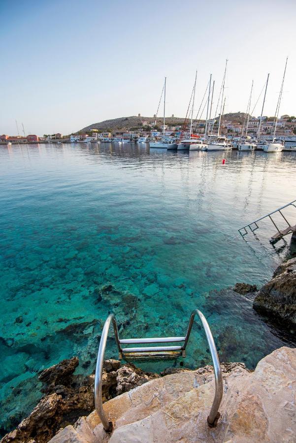 Villa Phaedra Chalki Town Buitenkant foto