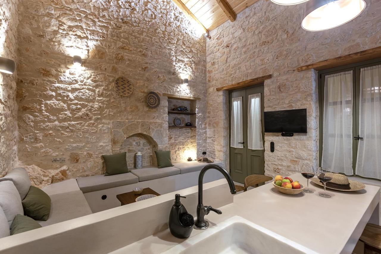 Villa Phaedra Chalki Town Buitenkant foto
