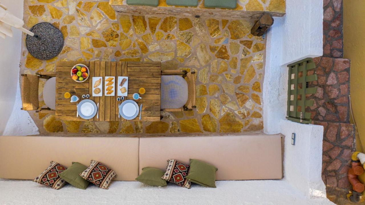 Villa Phaedra Chalki Town Buitenkant foto