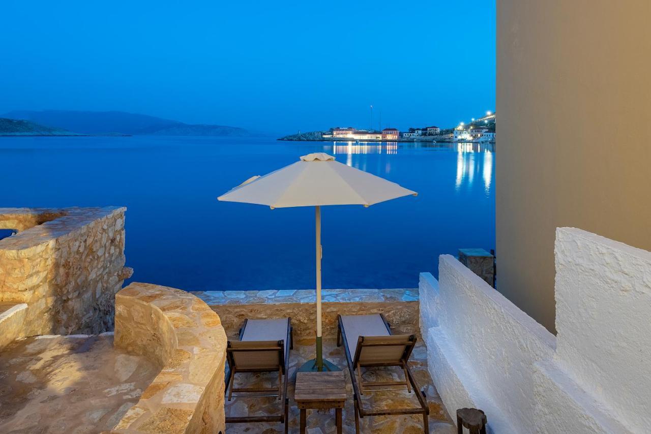 Villa Phaedra Chalki Town Buitenkant foto